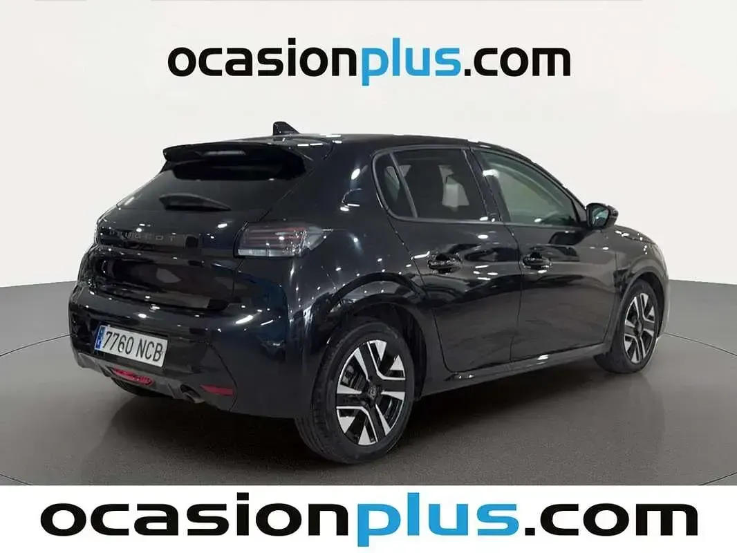 Usado Peugeot 208 Allure 102 CV (75 kW) 2025 Negro Utilitario