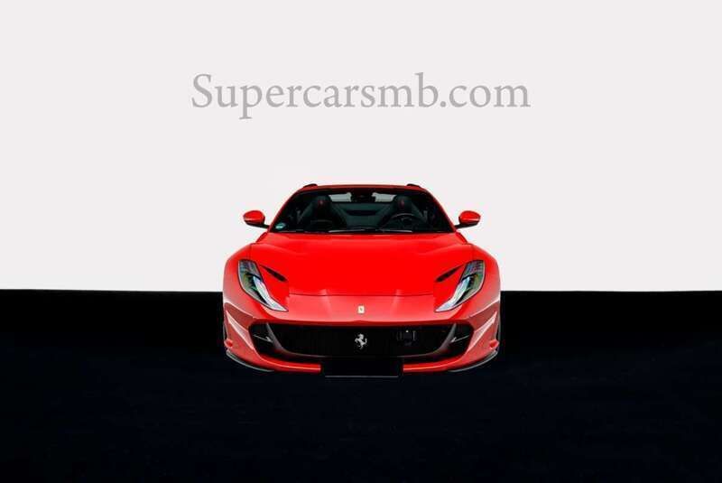 Usado Ferrari 812 799 CV (587 kW) 2022 Rojo Descapotable