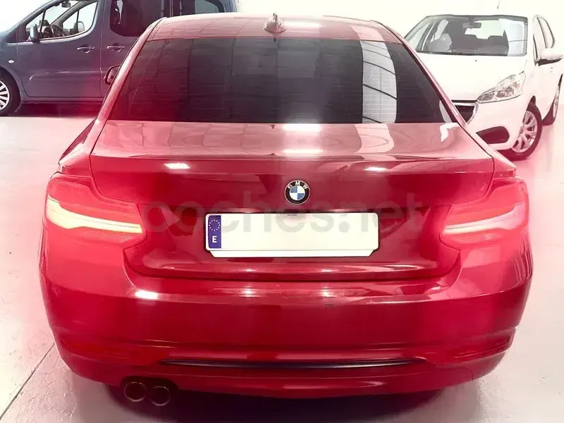 Usado BMW 220 Sport Line 190 CV (139 kW) 2017 Rojo Coupe