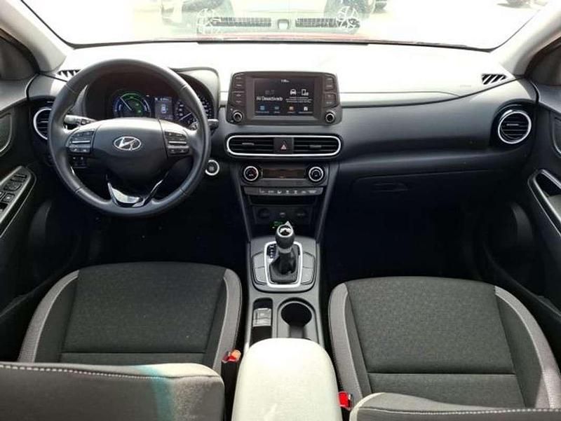 Usado Hyundai Kona Trend 141 CV (103 kW) 2020 Rojo SUV