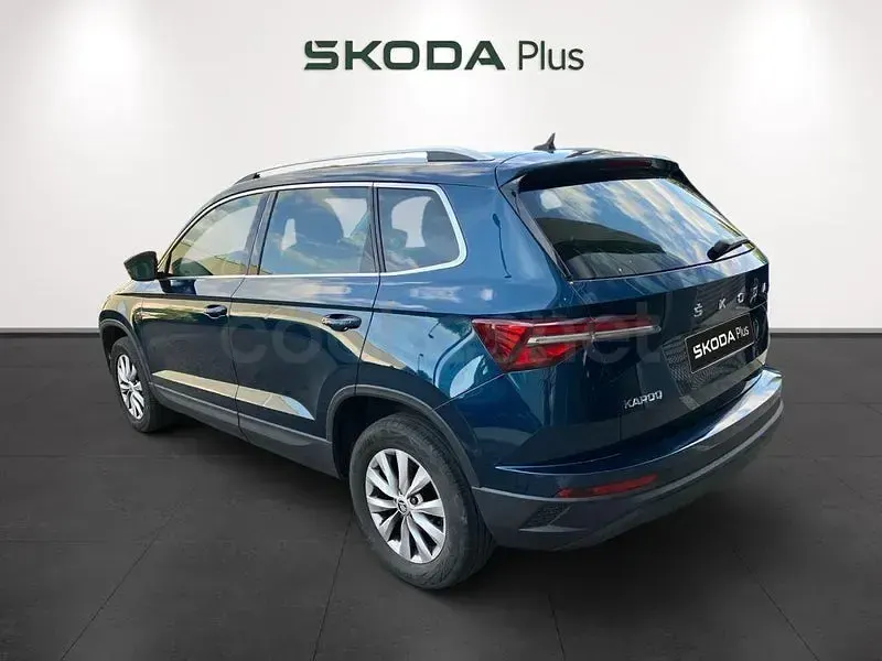 Usado Skoda Karoq Ambition 150 CV (110 kW) 2022 Azul SUV