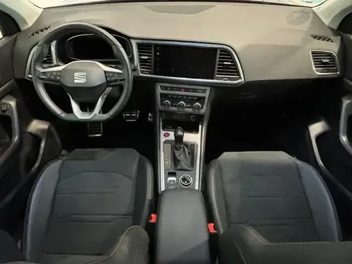 Usado Seat Ateca FR 150 CV (110 kW) 2025 Gris SUV