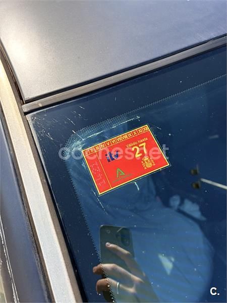 Usado Peugeot 206 70 CV (51 kW) 2004 Negro Berlina