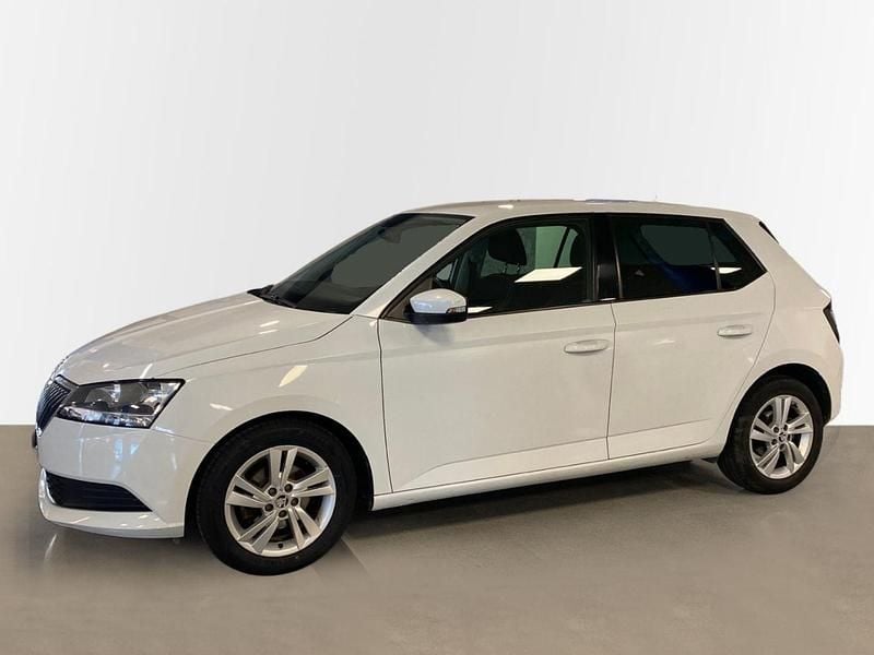 Usado Skoda Fabia Style 95 CV (69 kW) 2021 Blanco candy (sólido)