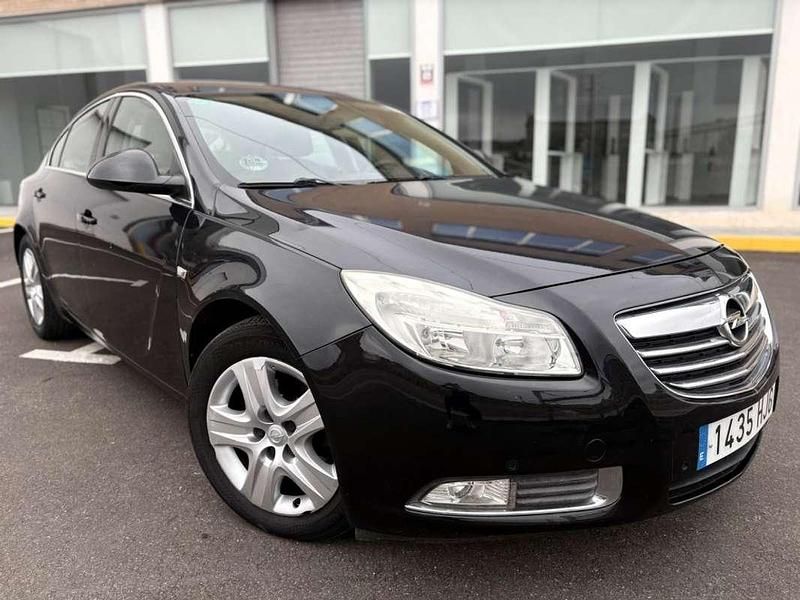 Negro Usado 2012 Opel Insignia Sport Berlina | 3999 € (Buen precio) - Imagen 1/4