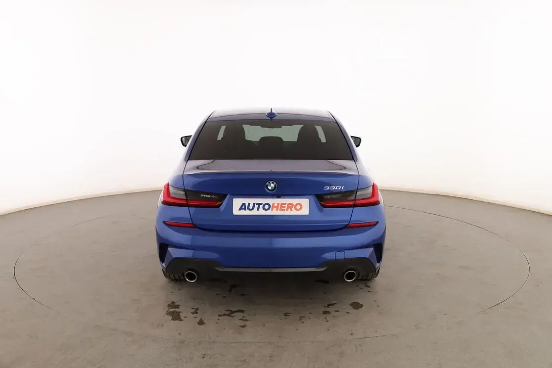 Usado BMW 330 M Sport 258 CV (189 kW) 2020 Azul Berlina