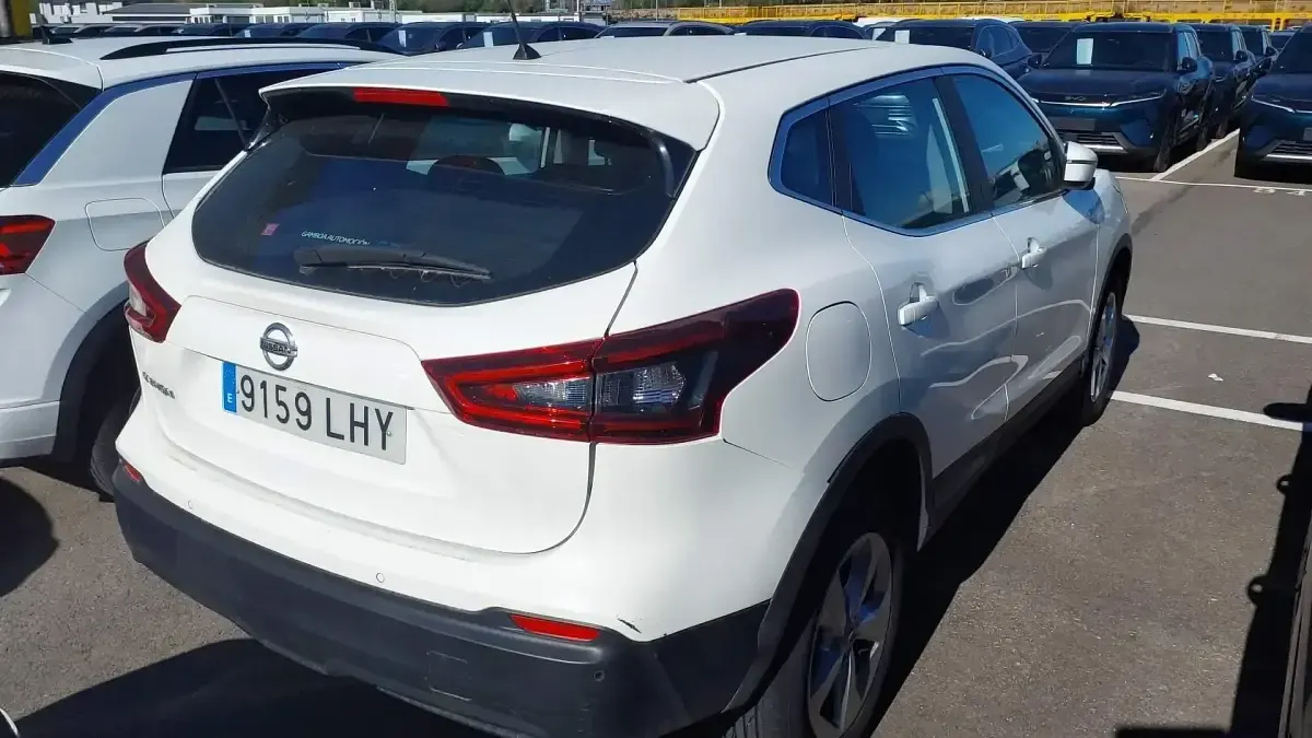 Usado Nissan Qashqai Acenta 116 CV (85 kW) 2020 Blanco SUV