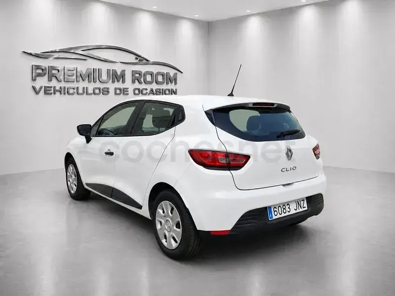 Usado Renault Clio IV Authentique 75 CV (55 kW) 2016 Blanco Berlina