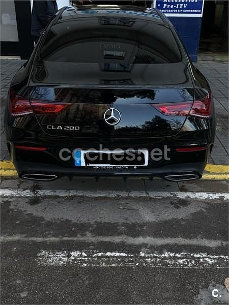 Usado Mercedes CLA200 163 CV (119 kW) 2023 Negro Berlina