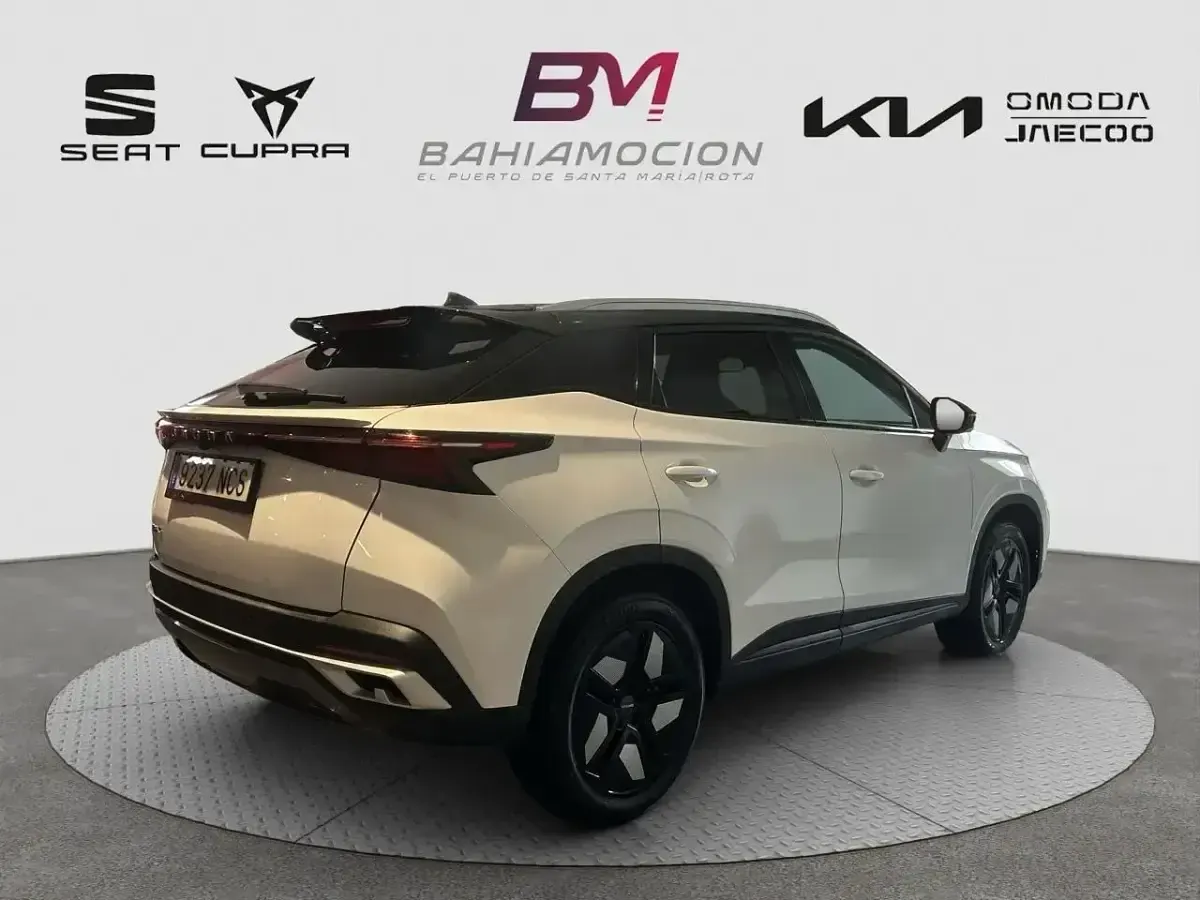 Usado Omoda 5 147 CV (108 kW) 2025 Blanco SUV