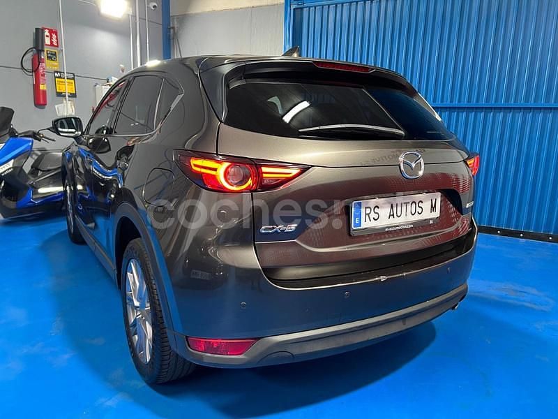 Usado Mazda CX-5 150 CV (110 kW) 2019 Gris / plata SUV