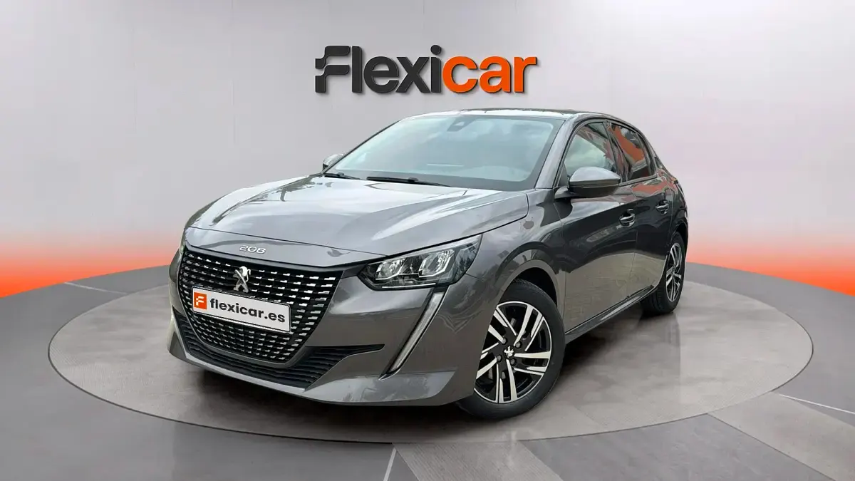 Usado Peugeot 208 Allure 101 CV (74 kW) 2021 Gris Utilitario