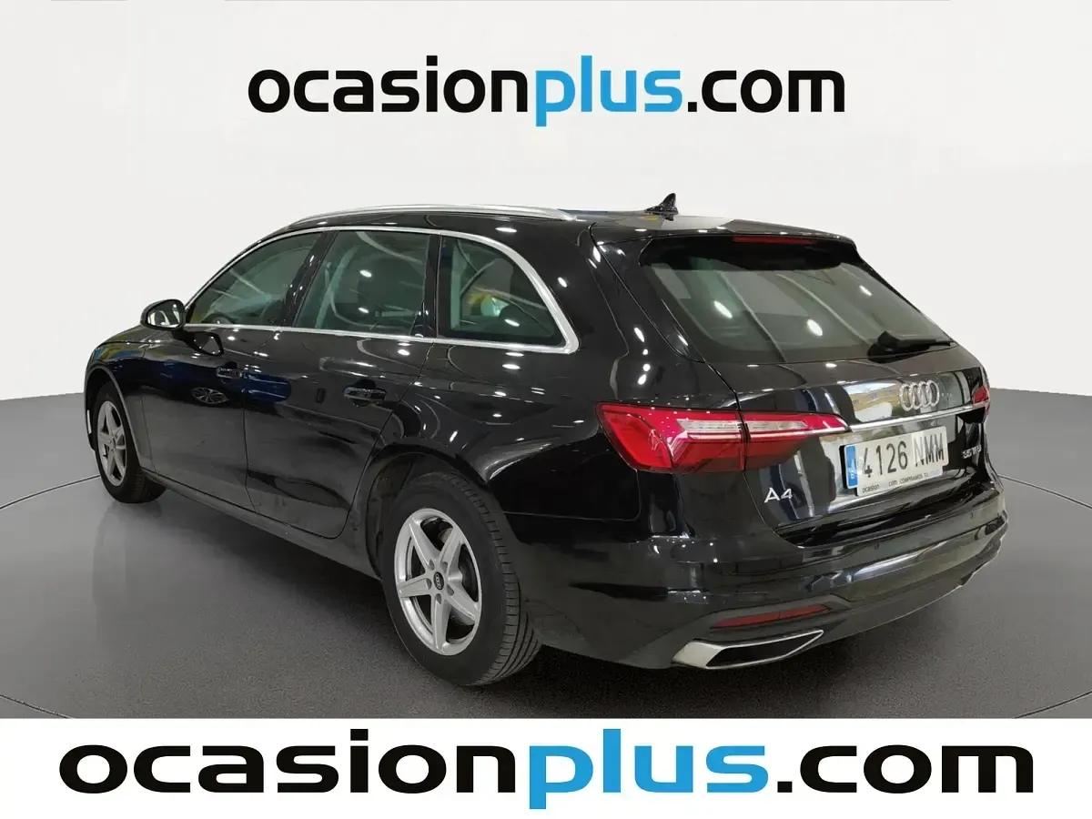 Usado Audi A4 Advanced Plus 150 CV (110 kW) 2023 Negro Familiar