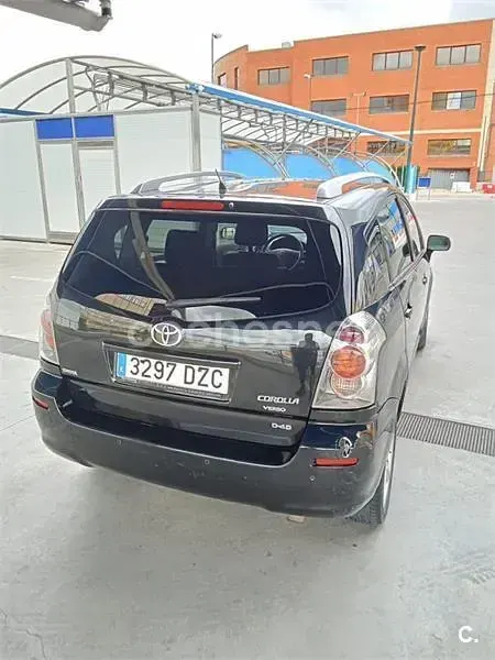 Usado Toyota Corolla Verso Sport 177 CV (130 kW) 2006 Negro Monovolumen