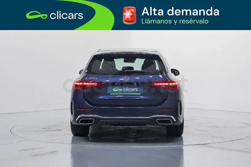 Usado Mercedes C300e 320 CV (235 kW) 2024 Azul Familiar