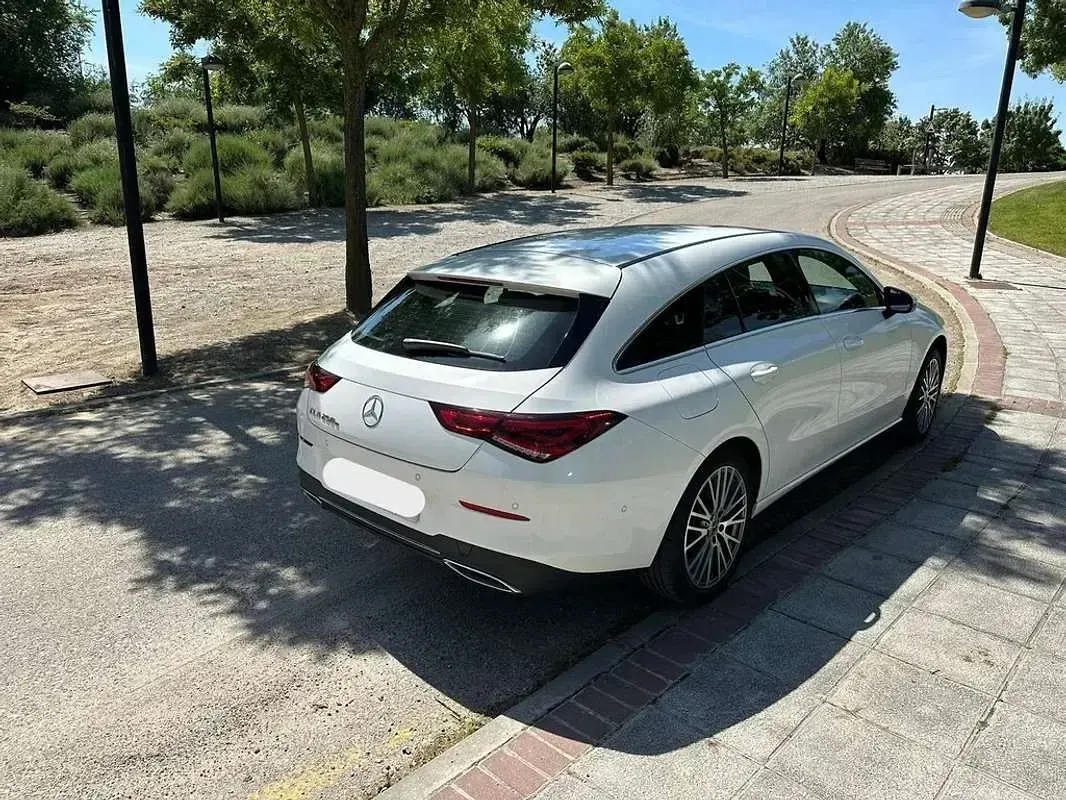 Usado Mercedes CLA250e Shooting Brake 218 CV (160 kW) 2023 Blanco Familiar