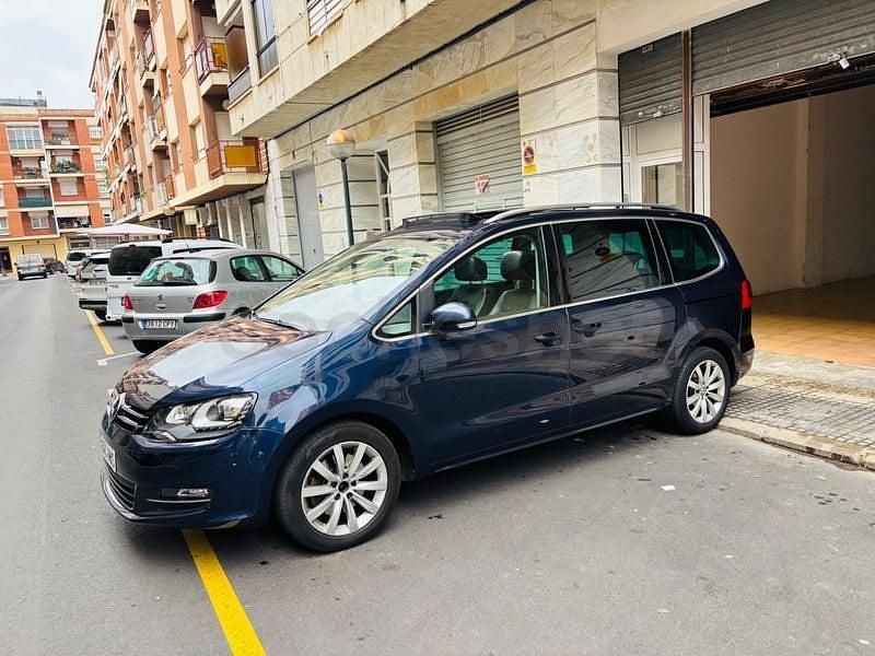 Usado VW Sharan Advance 170 CV (125 kW) 2012 Azul Monovolumen
