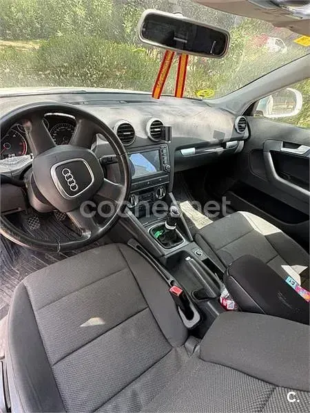 Usado Audi A3 Ambiente 105 CV (77 kW) 2008 Blanco Utilitario