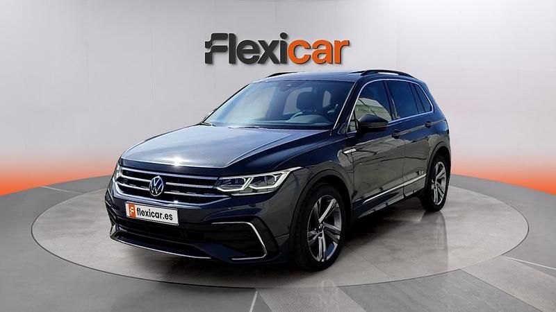 Usado VW Tiguan R-line 150 CV (110 kW) 2021 Gris SUV
