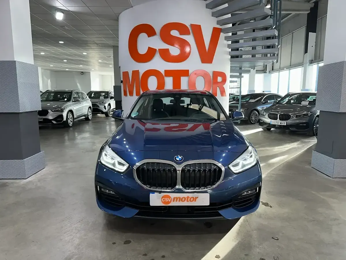 Usado BMW 118 136 CV (100 kW) 2023 Azul Utilitario