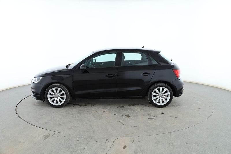 Usado Audi A1 Sportback Attraction 90 CV (66 kW) 2017 Negro Utilitario