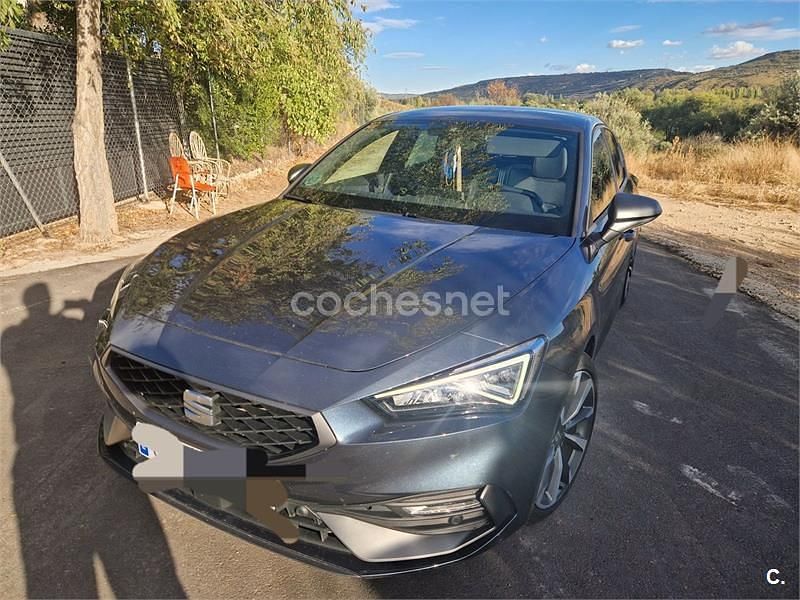 Usado Seat Leon FR 150 CV (110 kW) 2021 Azul Berlina