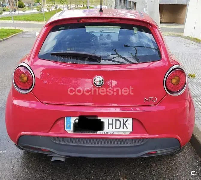 Usado Alfa Romeo MiTo Distinctive 95 CV (69 kW) 2011 Rojo Utilitario