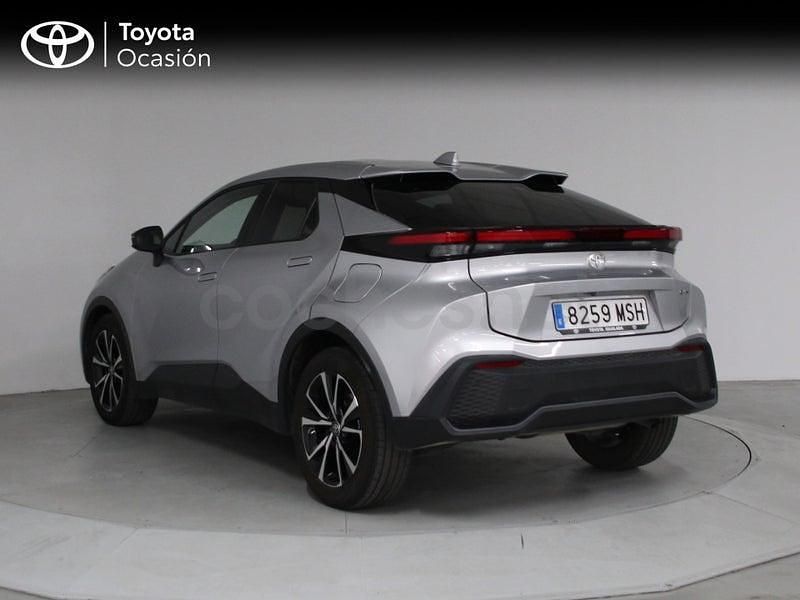 Usado Toyota C-HR Advance 140 CV (102 kW) 2024 Gris / plata SUV