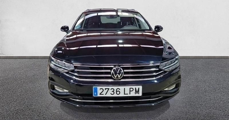 Usado VW Passat Executive 150 CV (110 kW) 2021 Familiar
