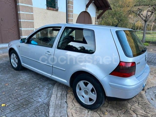 Usado VW Golf III Highline 100 CV (73 kW) 1998 Gris / plata Berlina
