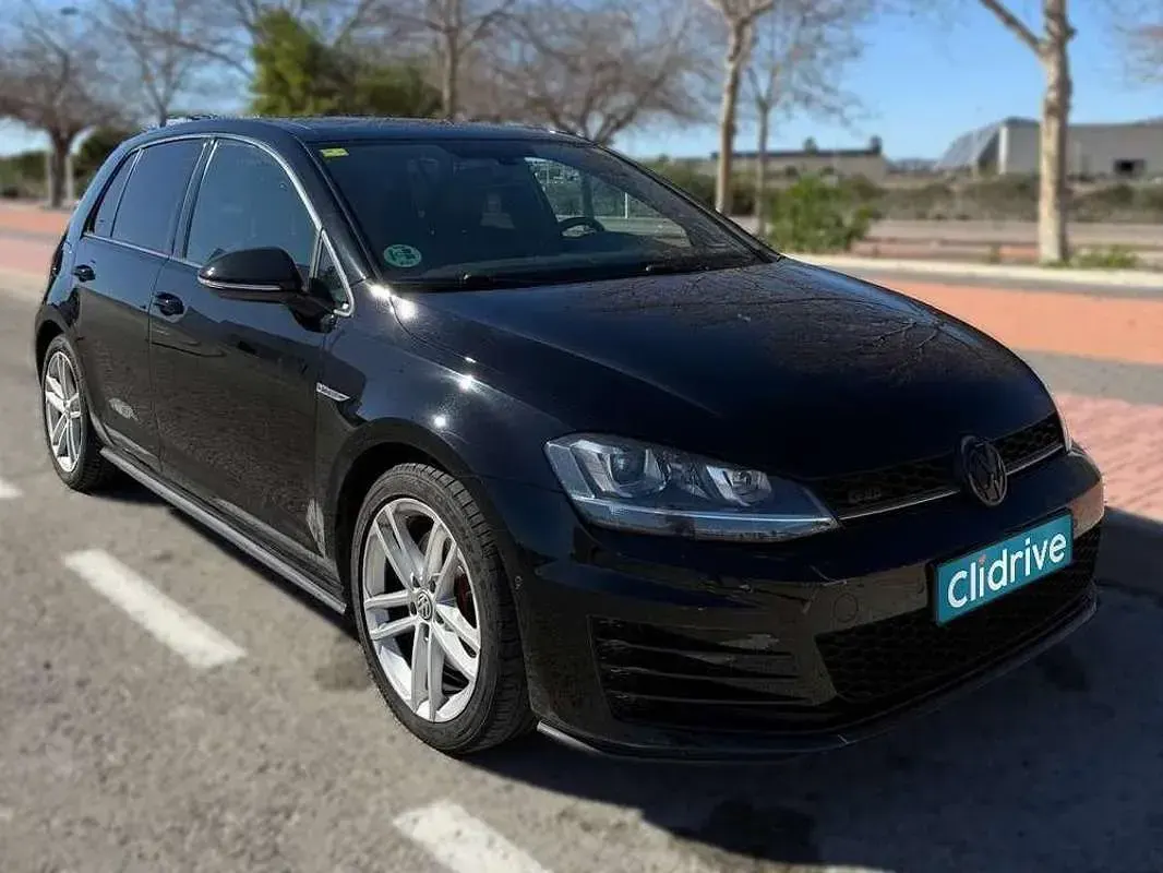 Usado VW Golf VII GTD 184 CV (135 kW) 2016 Negro Utilitario