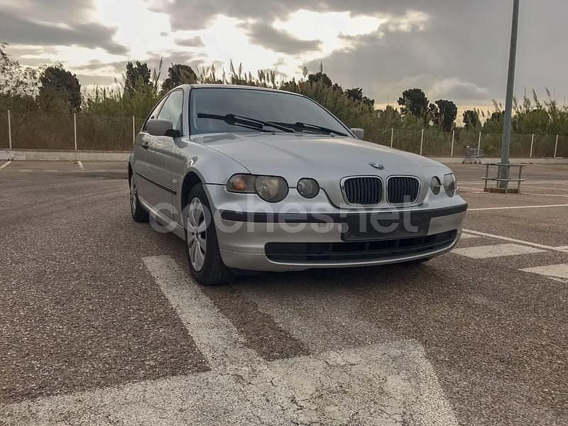 Usado BMW 318 143 CV (105 kW) 2003 Gris / plata Berlina
