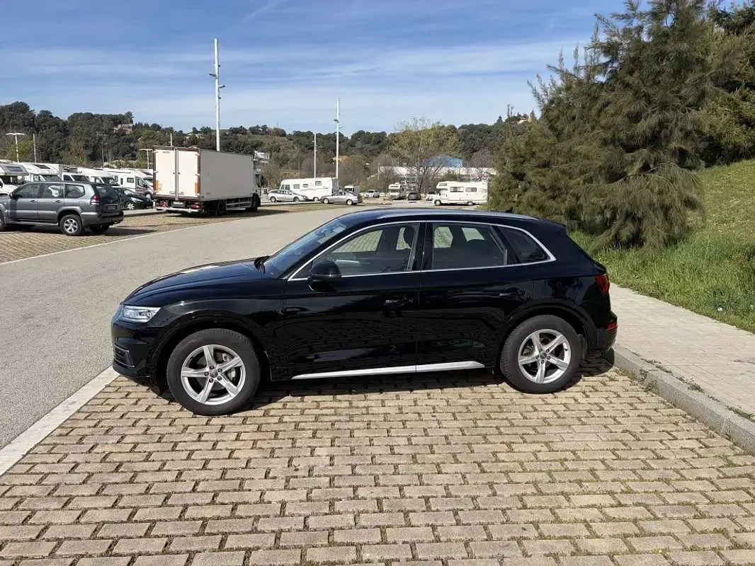 Usado Audi Q5 Premium 150 HP (110 kW) 2018 Preto SUV