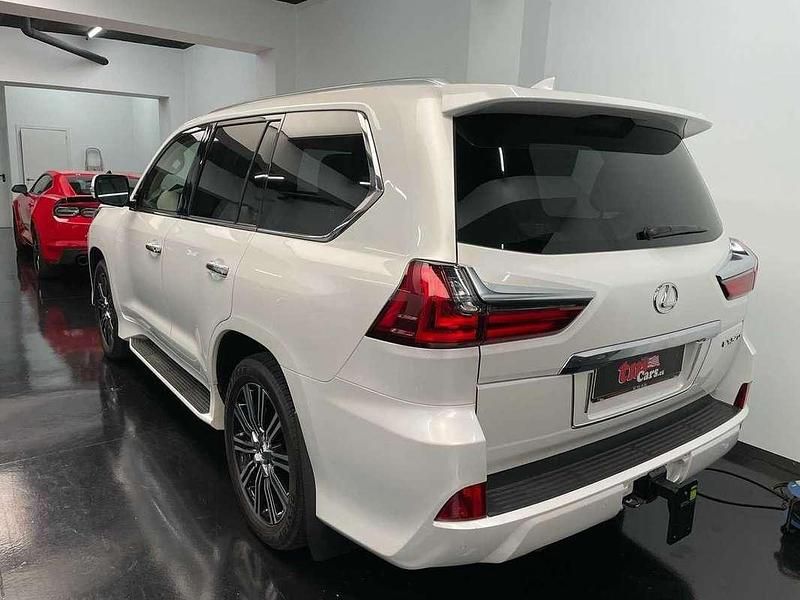 Usado Lexus LX570 384 CV (282 kW) 2021 Blanco SUV