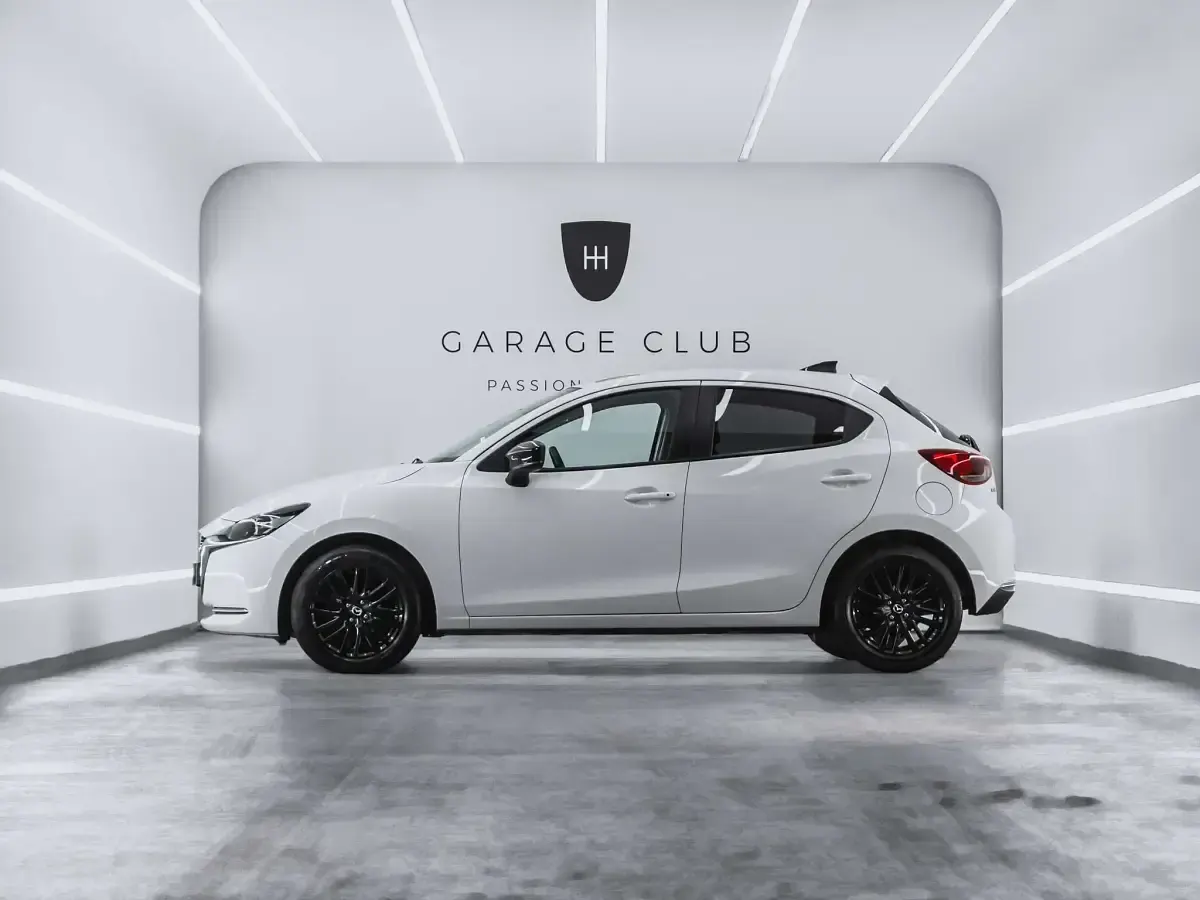 Usado Mazda 2 Homura-Line 90 CV (66 kW) 2022 Blanco Berlina