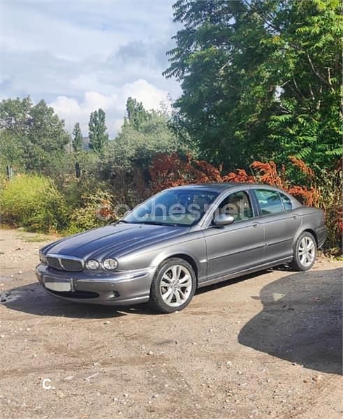 Usado Jaguar X-type Executive 155 CV (114 kW) 2007 Gris / plata Berlina