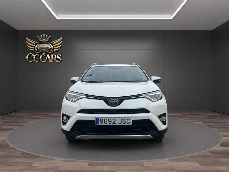 Usado Toyota RAV4 Hybrid Executive 197 CV (144 kW) 2016 Blanco SUV