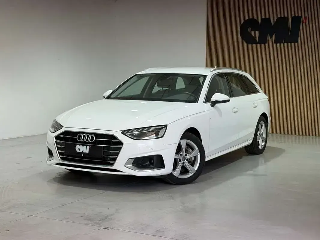 Usado Audi A4 Advanced Plus 190 CV (139 kW) 2020 Blanco Familiar