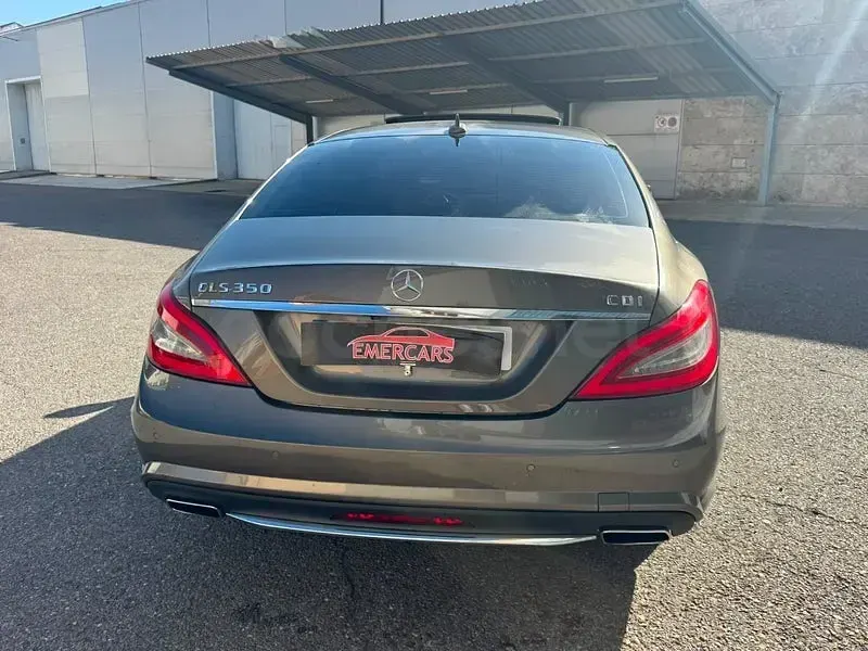 Usado Mercedes CLS350 265 CV (194 kW) 2011 Marrón Coupe