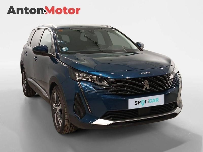 Usado Peugeot 5008 Allure 130 CV (95 kW) 2022 Azul SUV