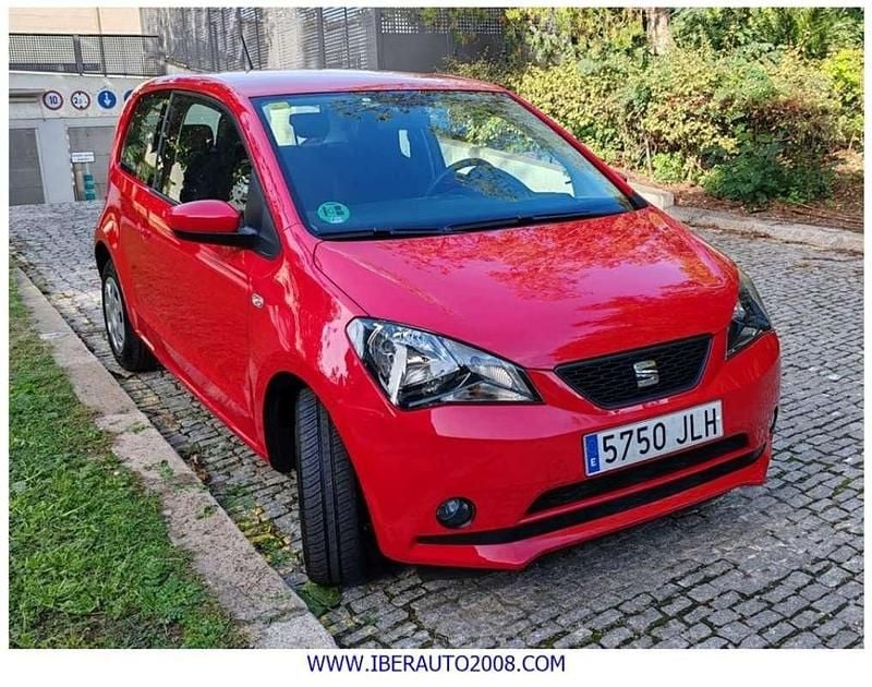 Usado Seat Mii Style 60 CV (44 kW) 2016 Rojo Utilitario