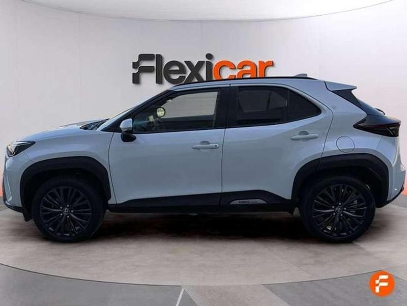 Używany Toyota Yaris Cross 116 KM (85 kW) 2023 Biały SUV