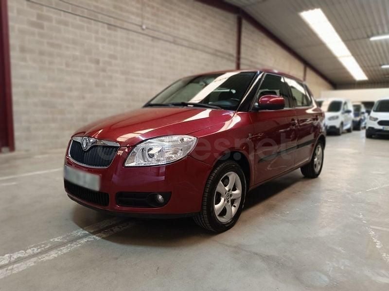 Usado Skoda Fabia Sport 105 CV (77 kW) 2009 Granate Berlina
