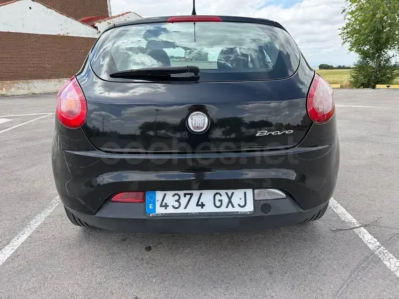 Usado Fiat Bravo Active 90 CV (66 kW) 2011 Negro Utilitario