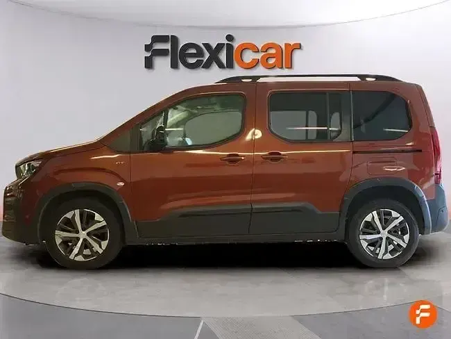 Usado Peugeot Rifter GT 100 CV (73 kW) 2021 Naranja Monovolumen