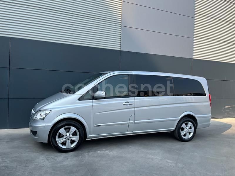 Gris / plata Usado 2011 Mercedes Viano Monovolumen | 17.990 € (Precio justo) - Imagen 1/4