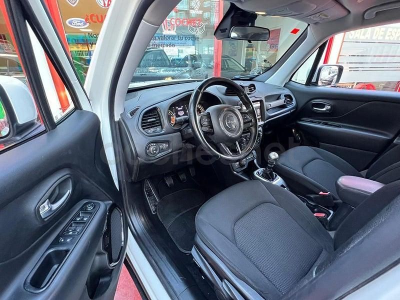 Usado Jeep Renegade Night Eagle 140 CV (102 kW) 2019 Blanco SUV