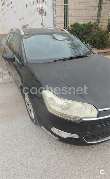 Usado Citroën C5 Exclusive 138 HP (101 kW) 2008 Preto Carrinha