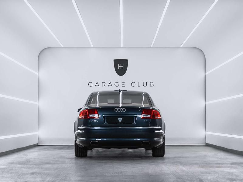 Usado Audi A8 449 CV (330 kW) 2005 Azul Berlina