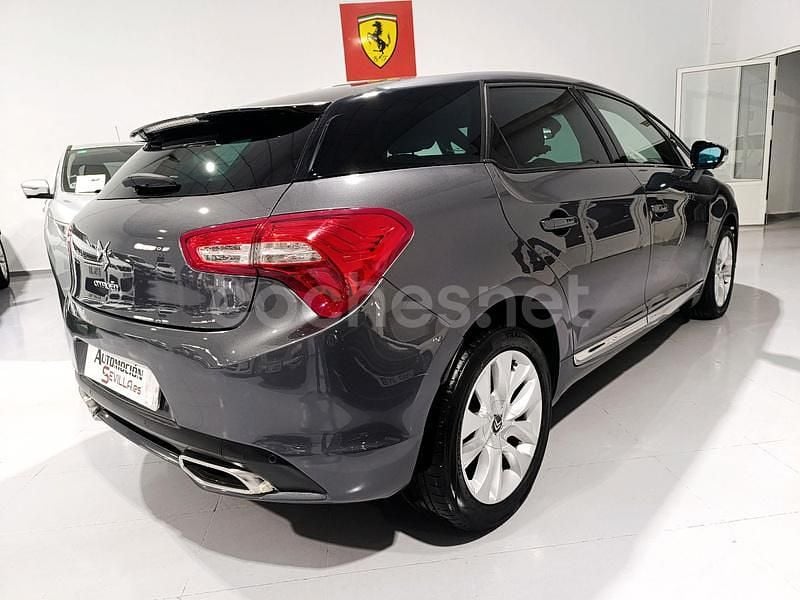 Usado Citroën DS5 114 CV (83 kW) 2014 Gris / plata Utilitario